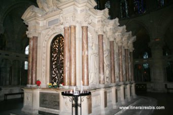 La Châsse de Saint Remi dans la Basilique