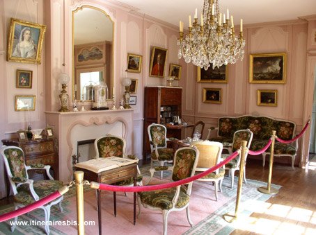 Le boudoir Manoir à voir pendant une visite du Château-Manoir de Kerazan