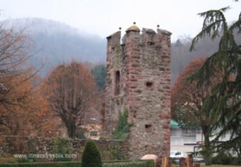 Vestiges de la tour du château de Kaysersberg