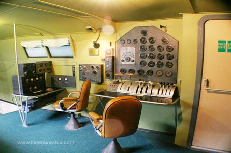 Foynes flying boat et maritime museum, poste du mécanicien et poste radio d'un hydravion
