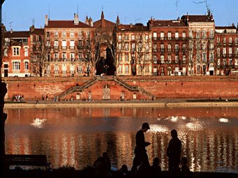 Ville de Toulouse Le quai de Tournis