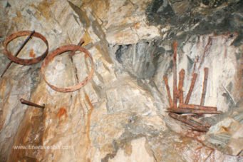 Visite de la mine de Glengowla de l'outillage