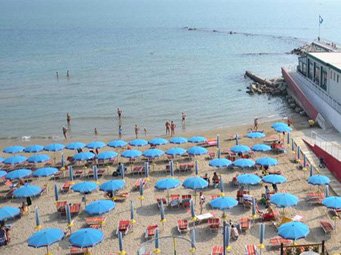 Hôtel Perticari*** la plage privée cliquez sur cette photo pour voir notre récit Hôtel Perticari*** la plage privée