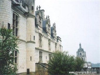 CHÂTEAUX