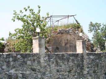 Argyroupolis vestiges de thermes romains Argyroupolis vestiges de thermes romains