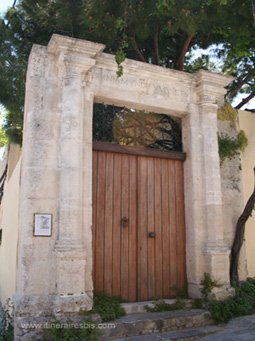 Ancienne porte d'époque Romaine Ancienne porte d'époque Romaine