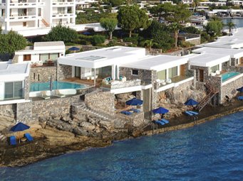 Les accès directs à la mer depuis les villas Les accès directs à la mer depuis les villas