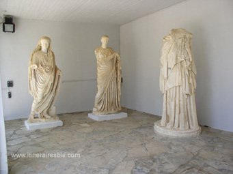 Statues romaines retrouvées sur le site