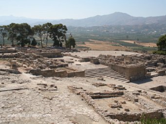 Site archéologique de Phaistos vue sur le site et la campagne