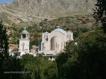 La gorge de Rouvas le monastère de Aghios Nikolaos La gorge de Rouvas le monastère de Aghios Nikolaos