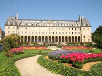 Ville de Rennes: le palais Saint Georges crédits photos Didier Gouret