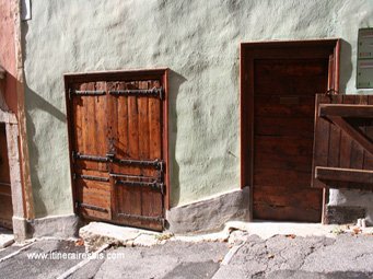 Visite de la ville de Briançon la ville a réussi à conserver de vieilles portes