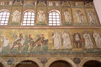 Visite de la ville de Ravenne, l'adoration des rois mages, basilique San Apollinare Nuovo