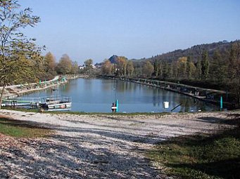 Le parc Mazzini et le lac des cygnes à Salsomaggiore Thermes