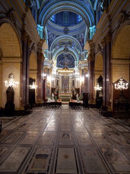 Intérieur de la cathédrale Saint Jean