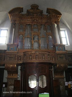 Gubbio l'orgue de l'église San Pietro