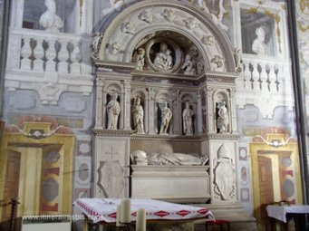 Église Saint Giorgio tombeau de style Renaissance